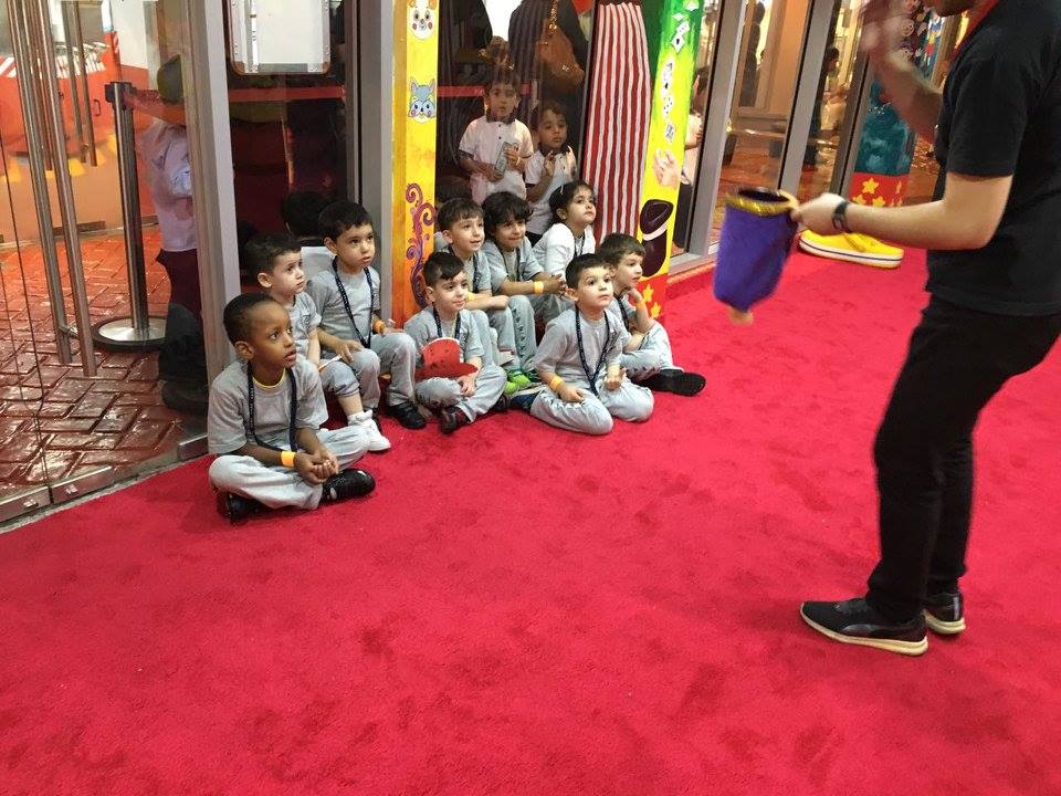 KG students in Kidzania